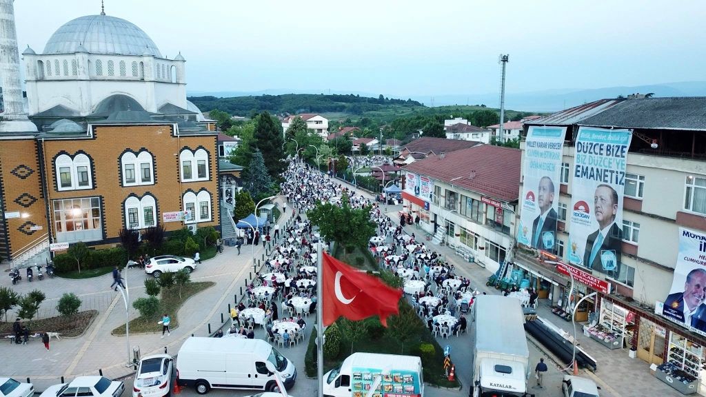 Geleneksel Halkımızla Bütünleşme İftarını Gerçekleştirdik