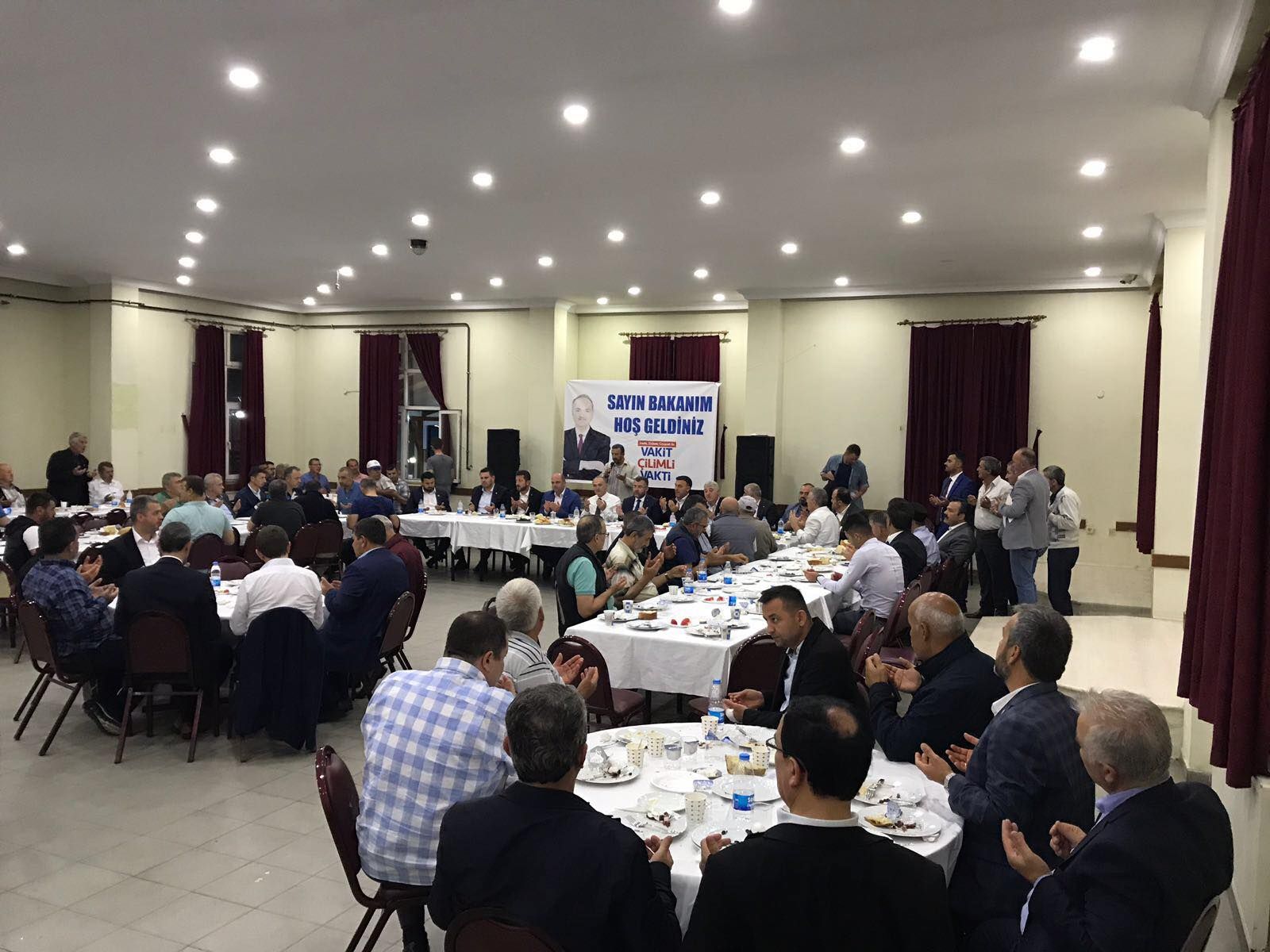 İlçemizde Bakanımızın Katılımıyla Sahur Programı Gerçekleştirdik