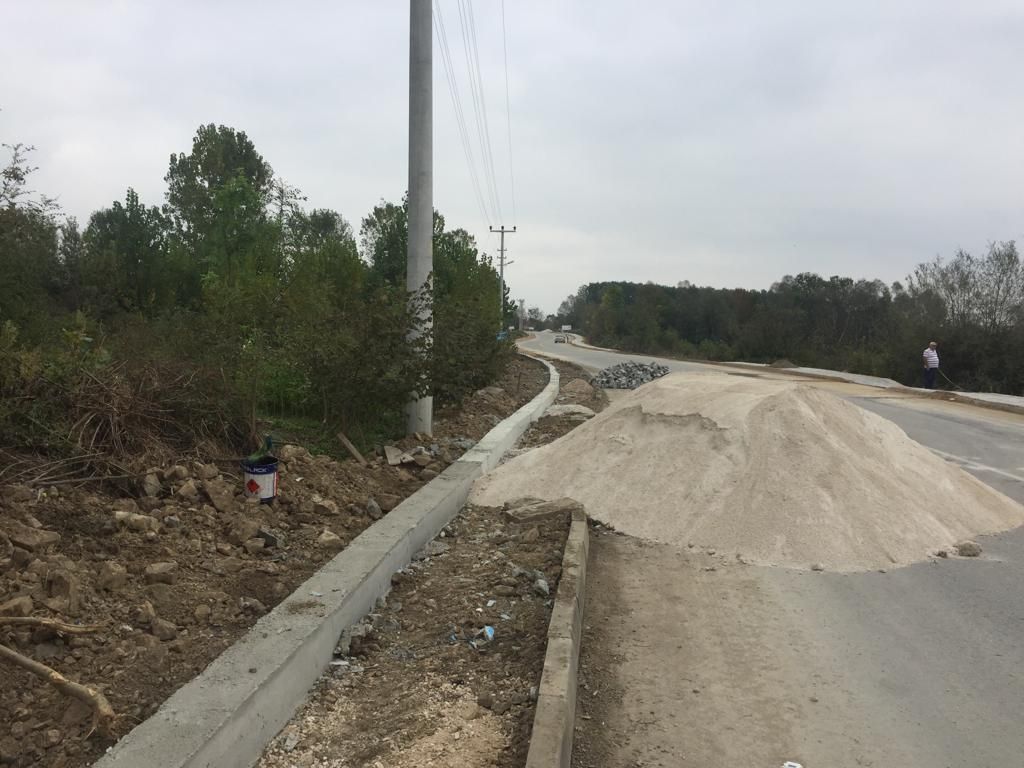 Cezaevi Yolu Kaldırım Çalışmaları Devam Ediyor