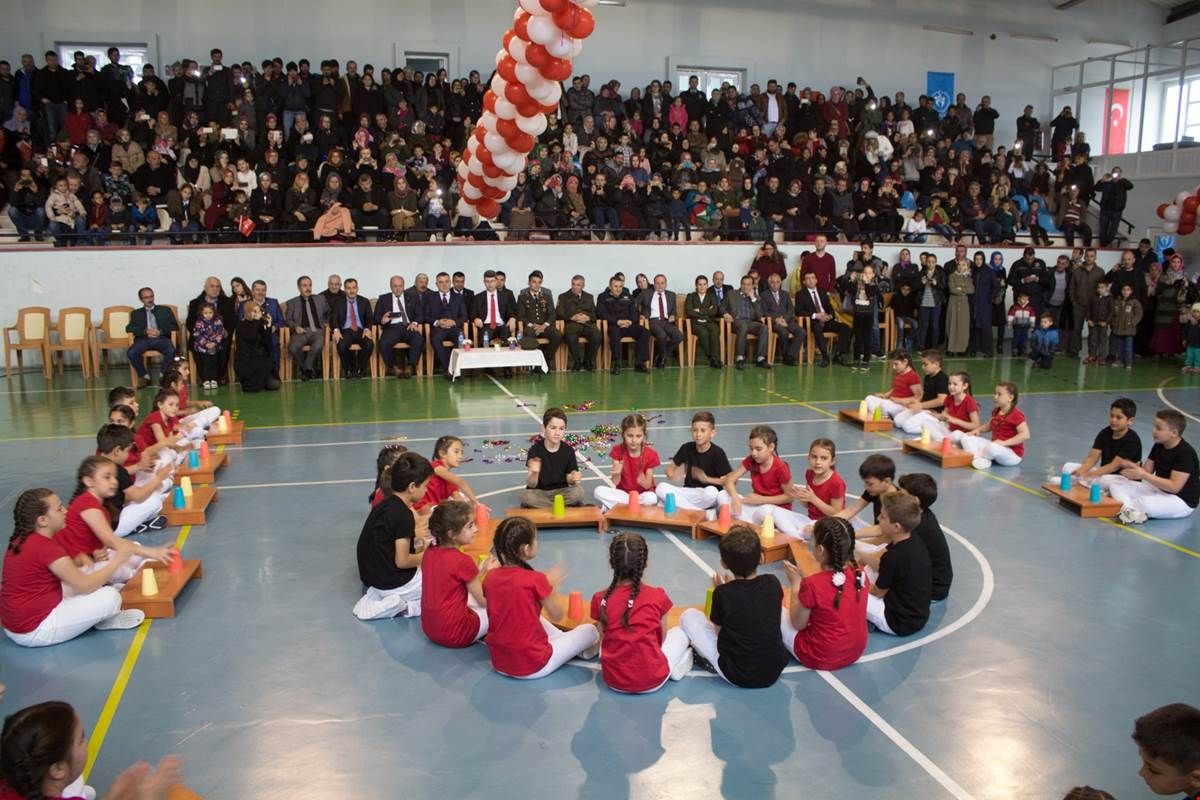 İlçemizde 23 Nisan Ulusal Egemenlik ve Çocuk Bayramı düzenlenen törenlerle kutlandı