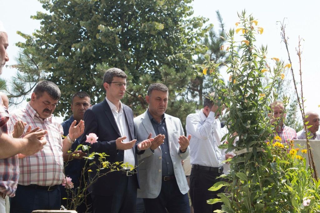 15 Temmuz Şehitleri Anma, Demokrasi ve Milli Birlik Günü Etkinlikleri Şehitlik Ziyaretleri ile Başladı