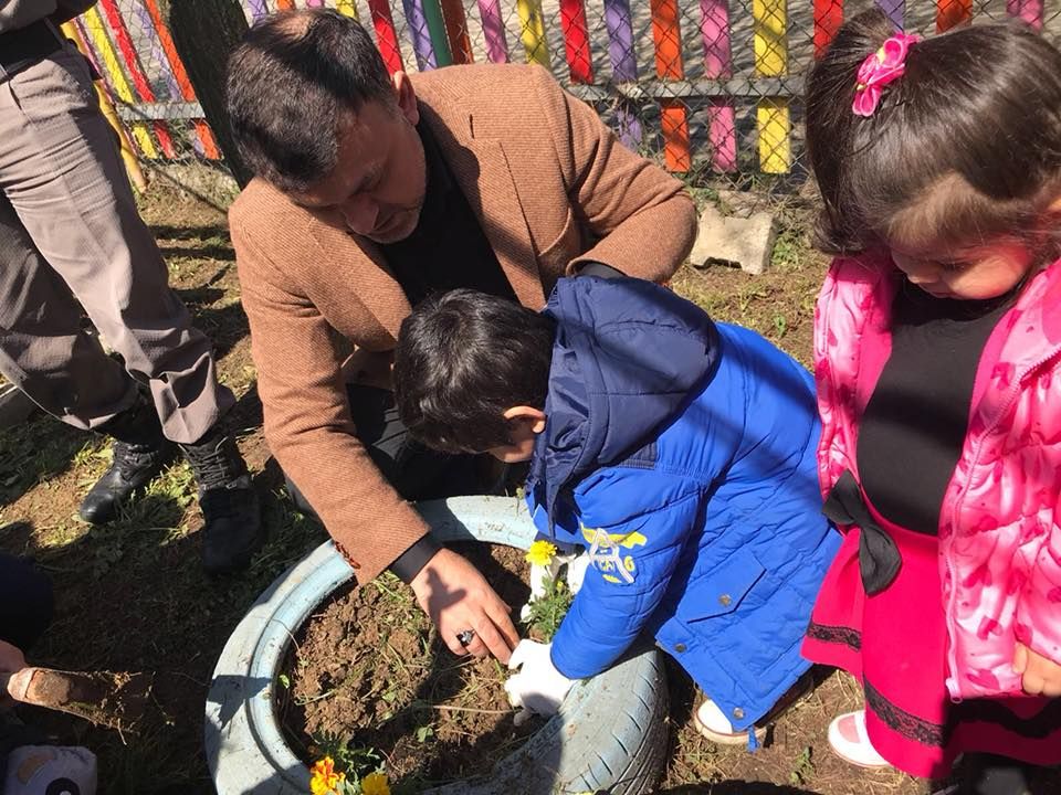 Belediye Başkanımız Çilimli Anaokulu Öğrencilerinin Hazırladığı Minik Ellerin Sergisine Katıldı