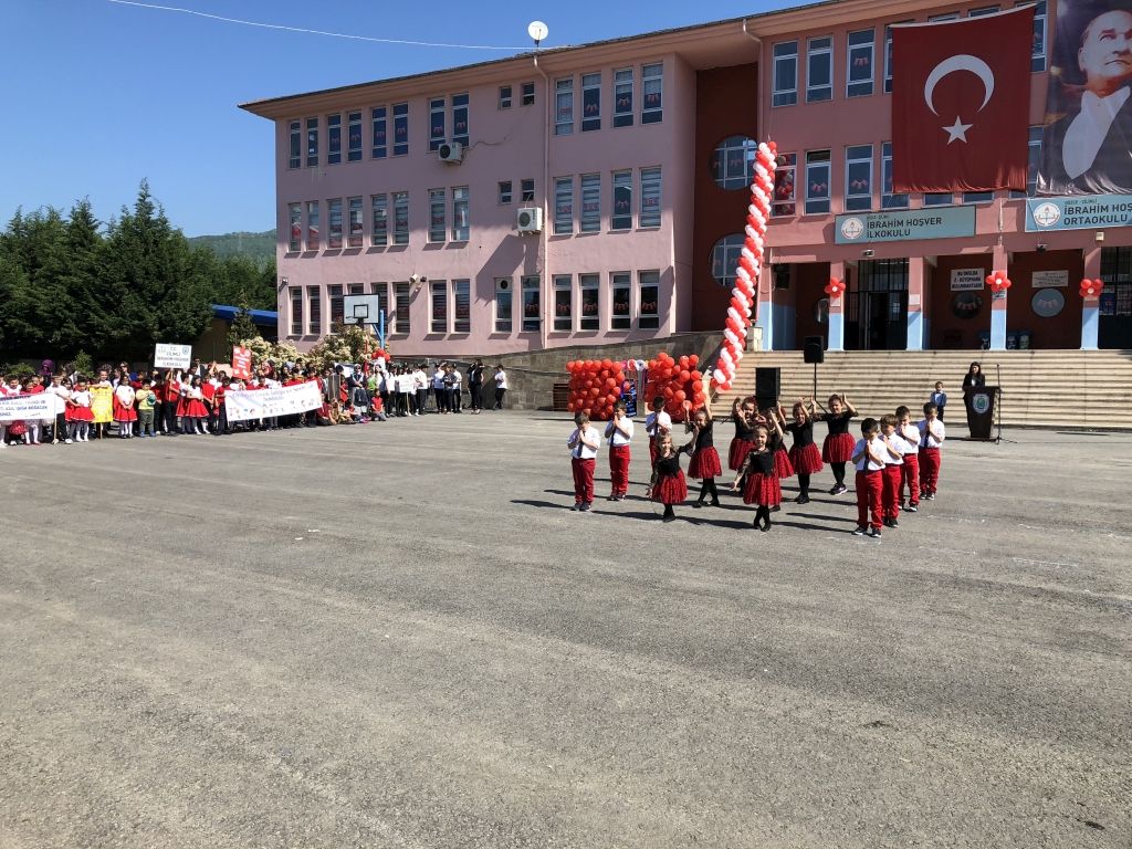 İlçemizde 23 Nisan Coşkuyla Kutlandı